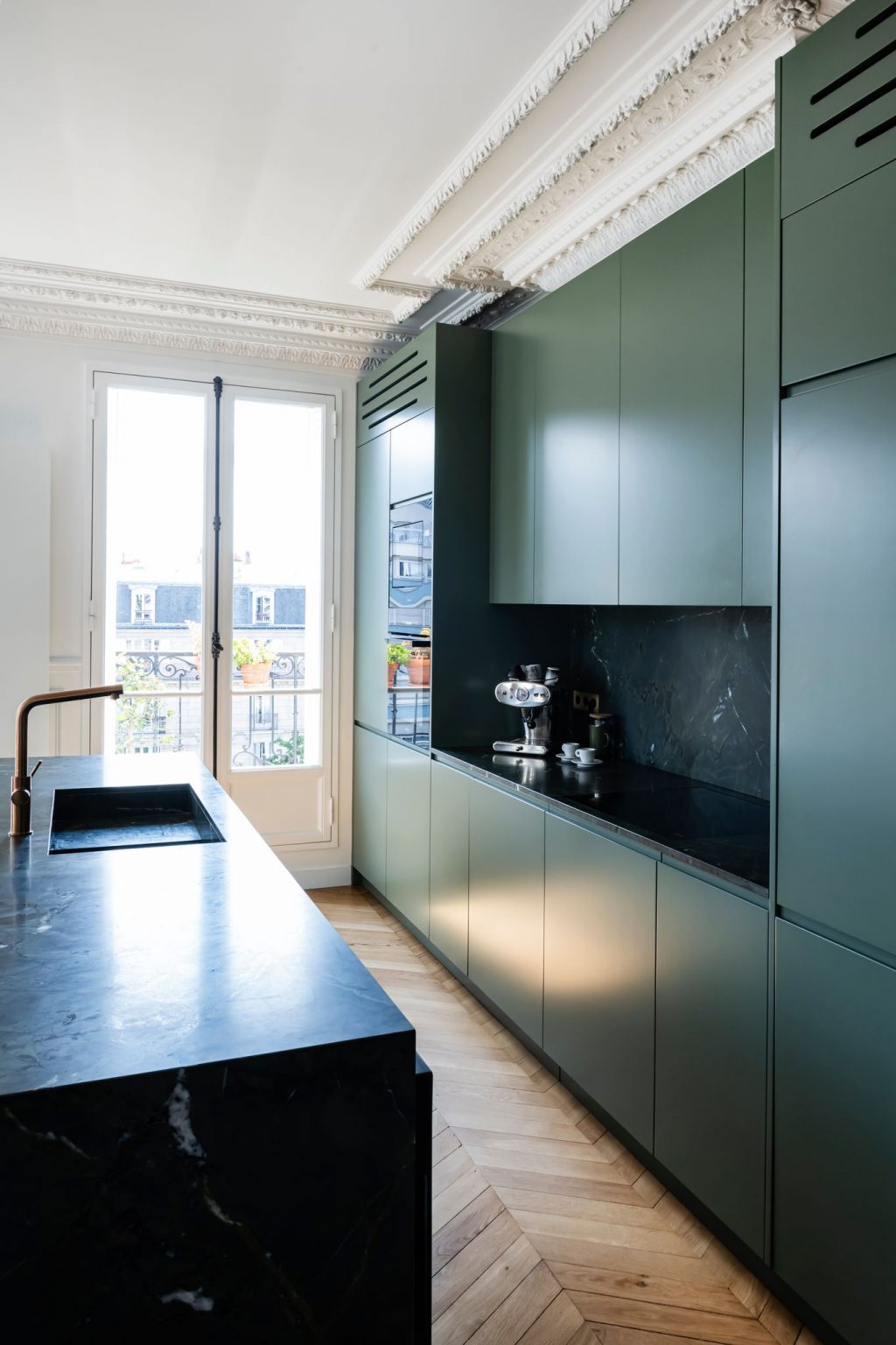 Un Appartement Haussmannien Paris R Nov Par L Agence Miid