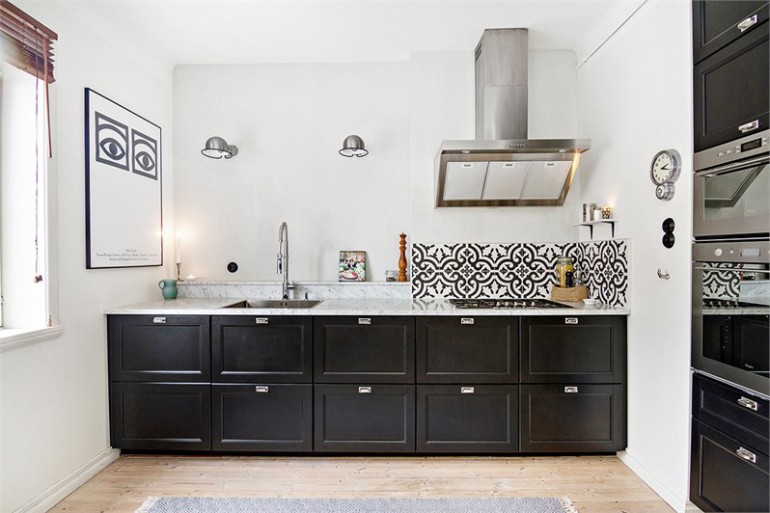 Carreaux de ciment en noir et blanc