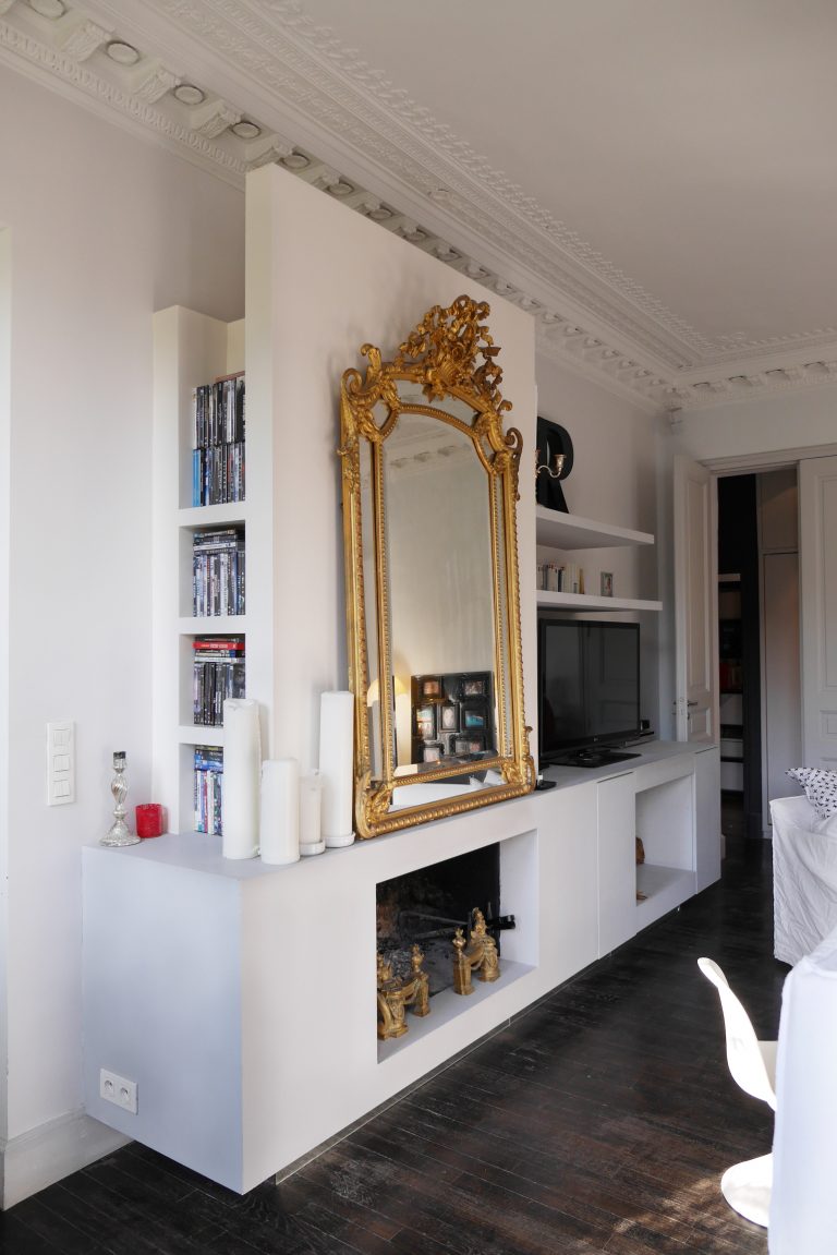 Esprit classique et design contemporain dans un appartement haussmannien