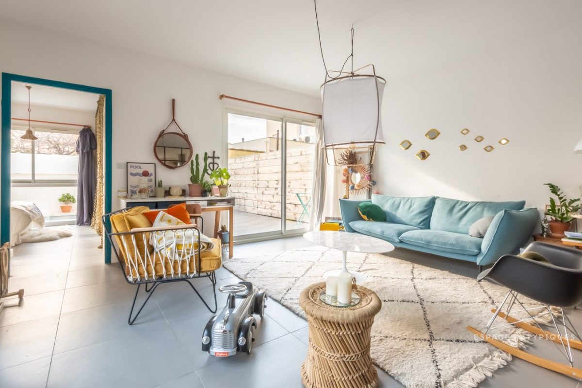 Rénovation d'une maison du sud aux couleurs toniques
