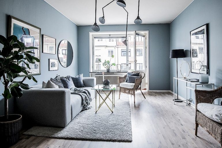 Qui aime le bleu intégral en décoration intérieure?