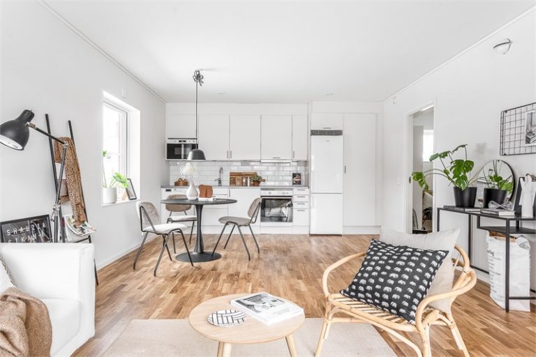 Un appartement de deux-pièces de 51m2 à la décoration naturelle et ...