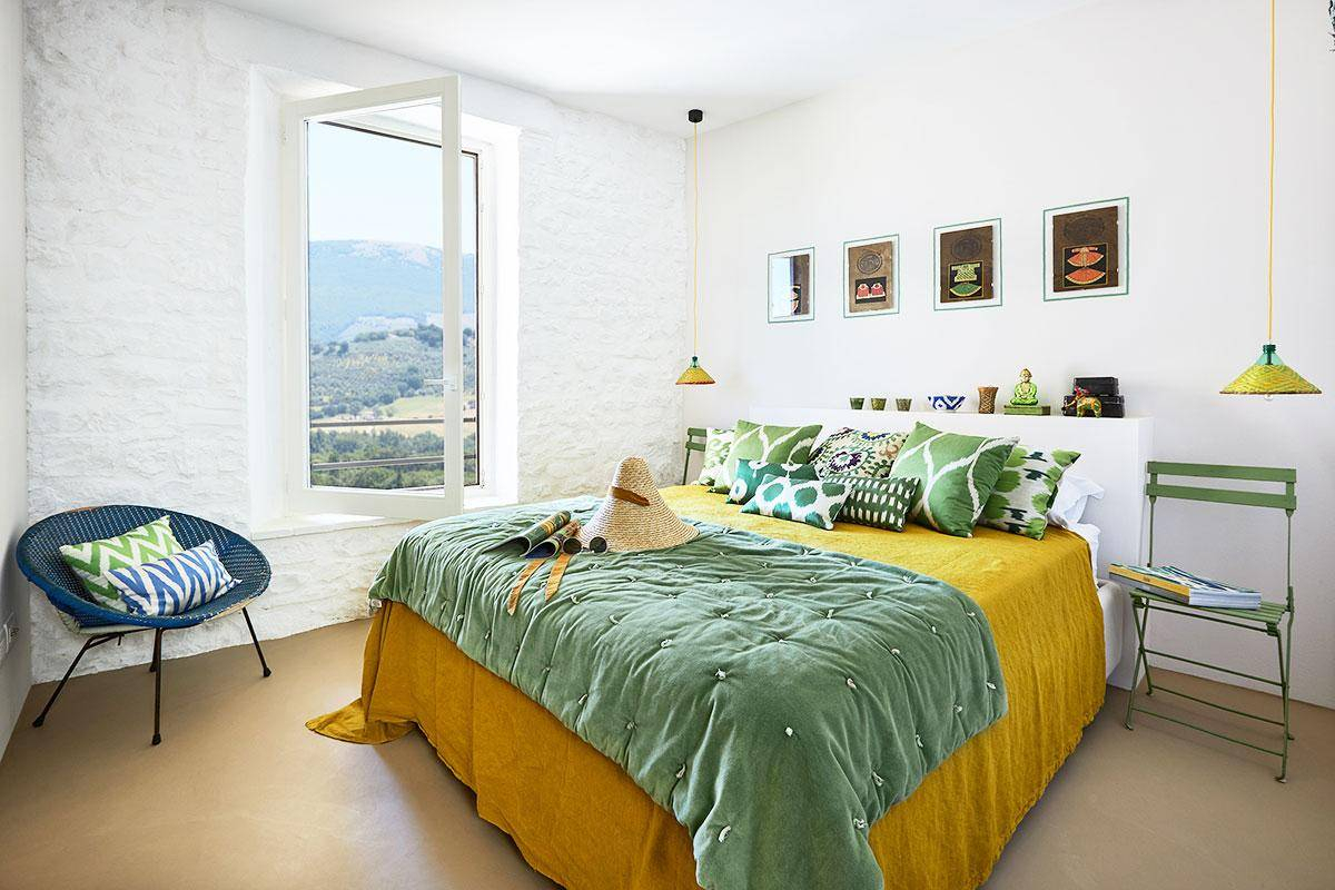 chambre jaune et verte appartement en duplex italien