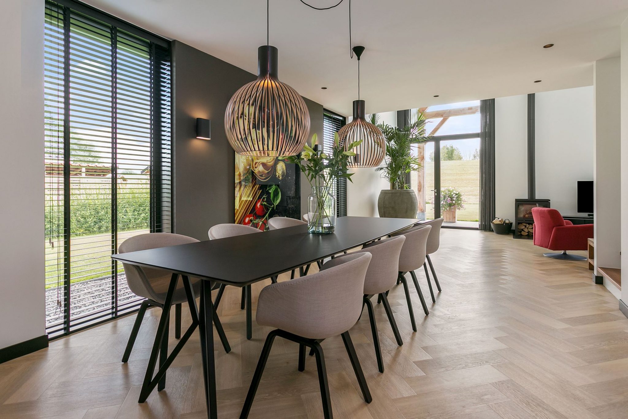 Une lumineuse maison contemporaine à la décoration design
