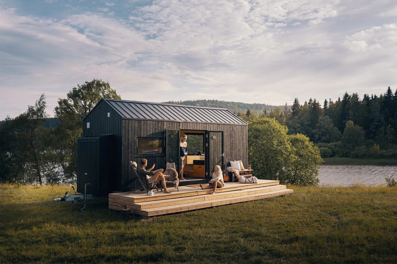 façade mini maison de 20m2 en bois noir