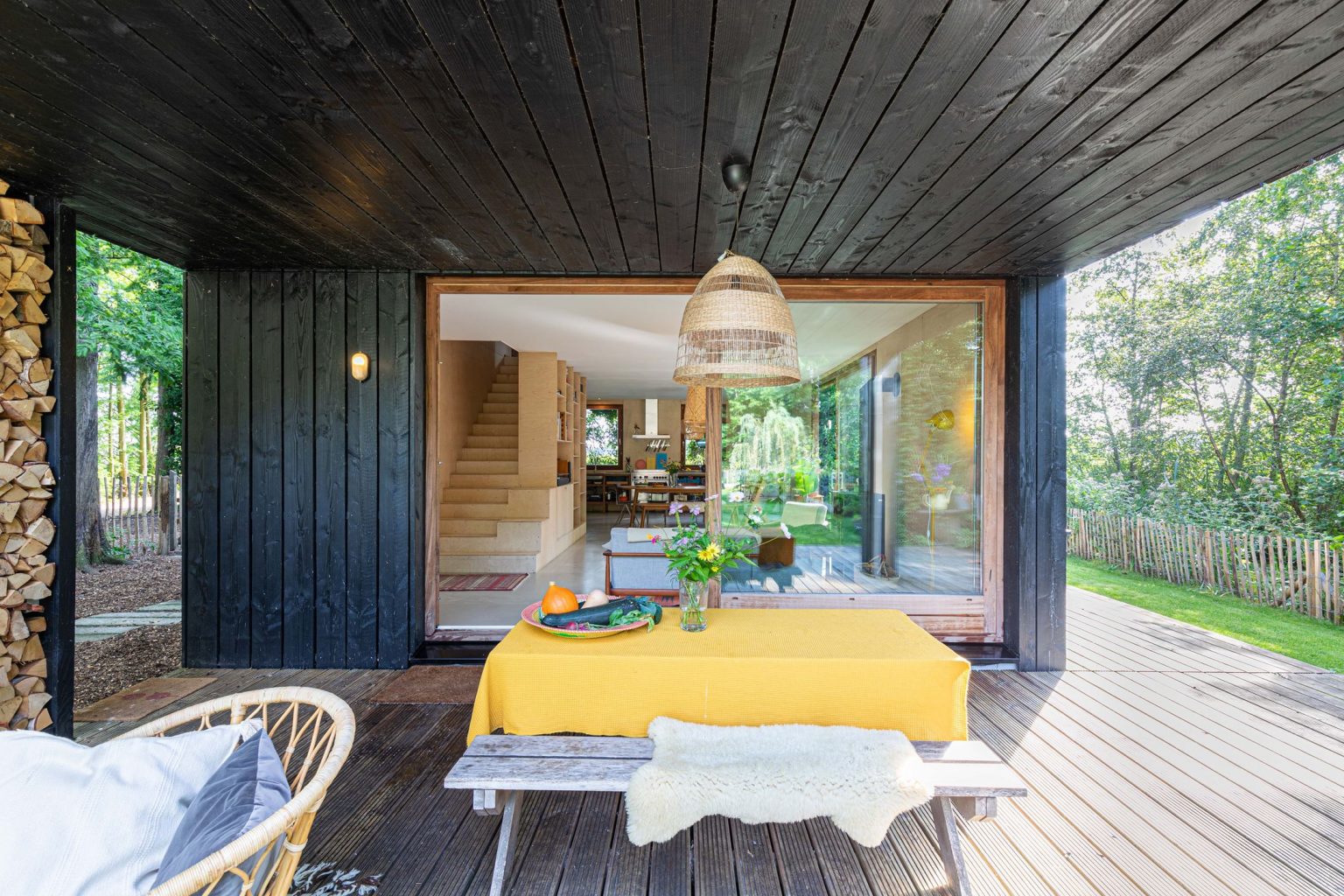 terrasse bois maison en bois noir