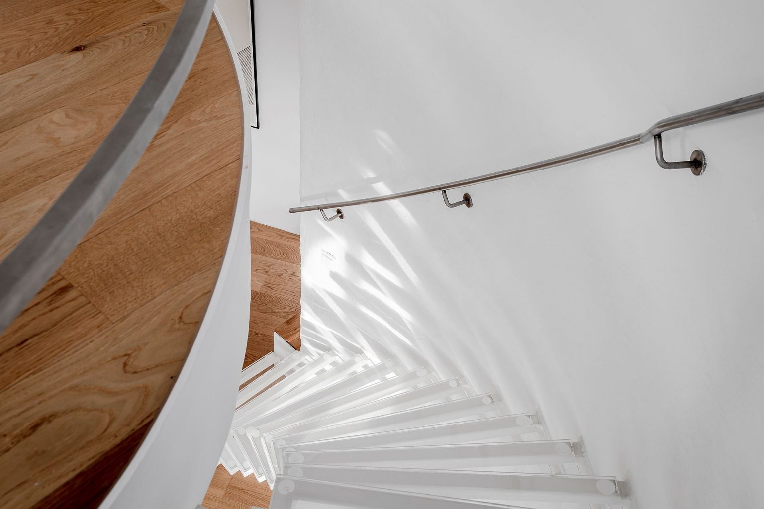escalier blanc design