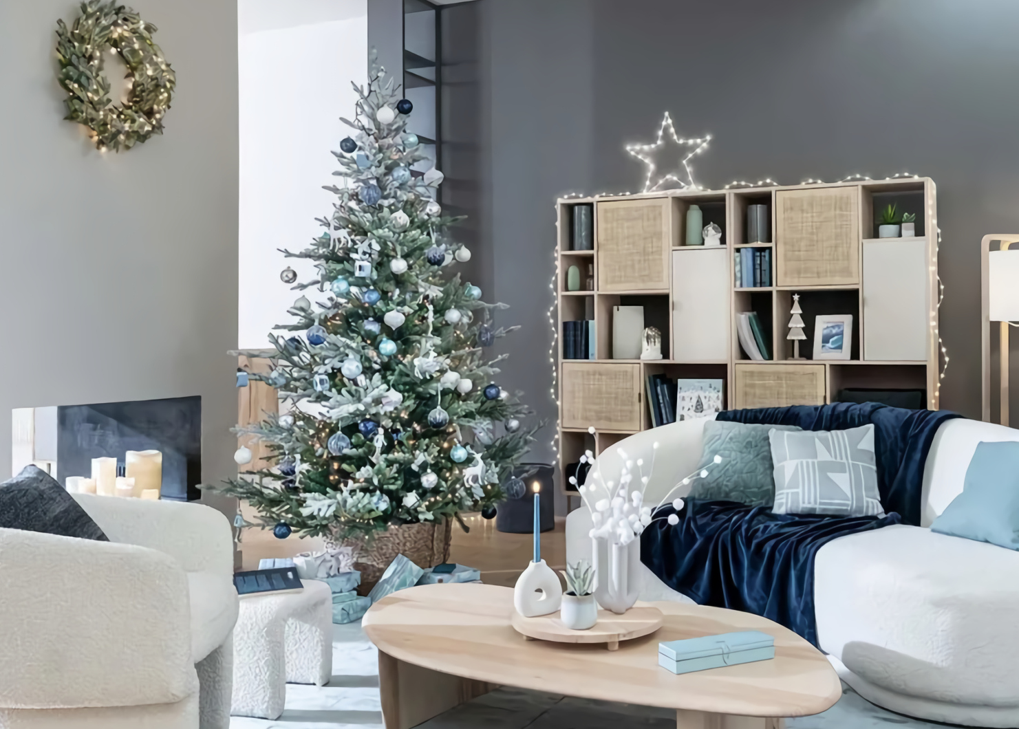 Table de Noël polaire bleutée, design et discount !