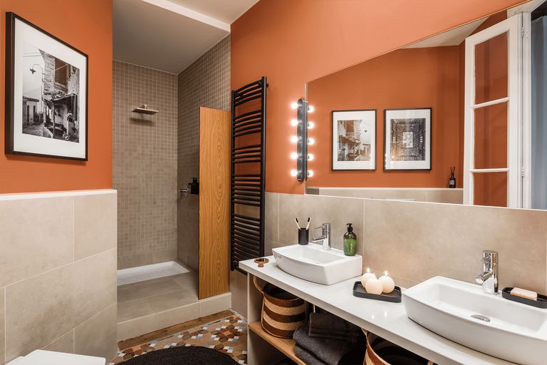 salle de bain terracotta tendances décoration et design 2022