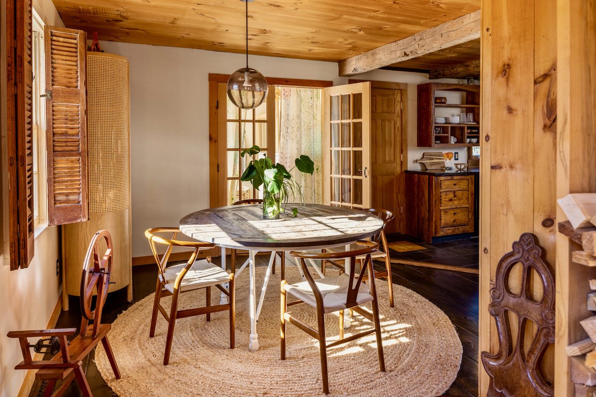 salle à manger maison en bois
