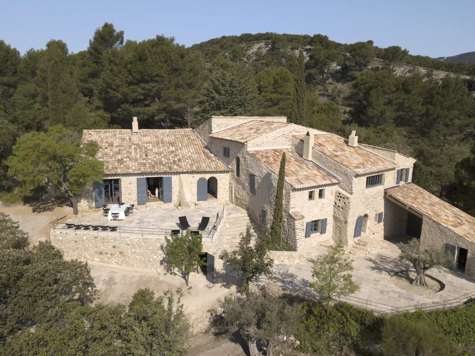 façade maison en pierres Provence