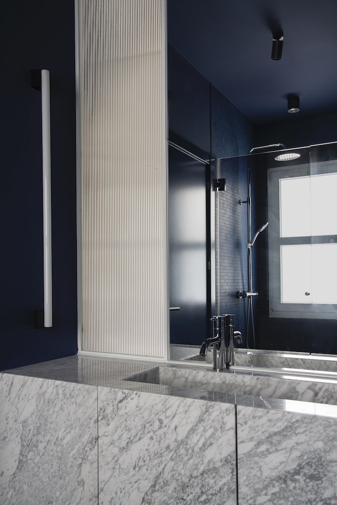 salle de bain design bleu