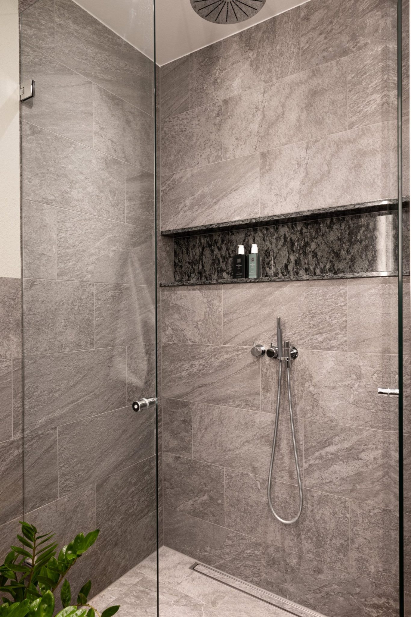 salle de bain grise design