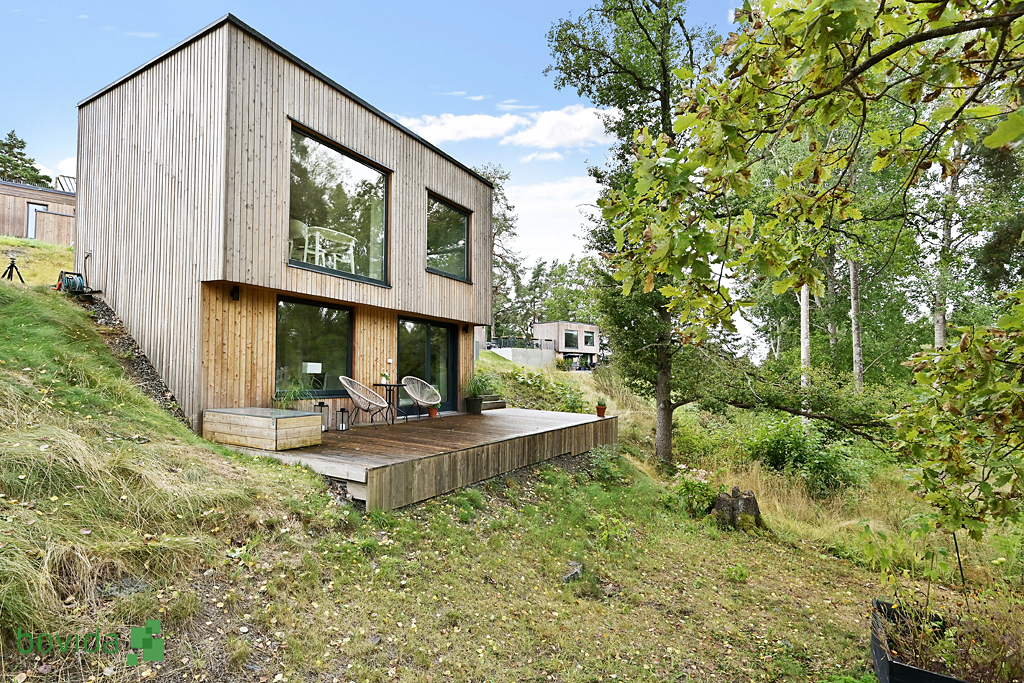 Une Mini Maison Contemporaine De 44m2 Sur Un Terrain En Pente