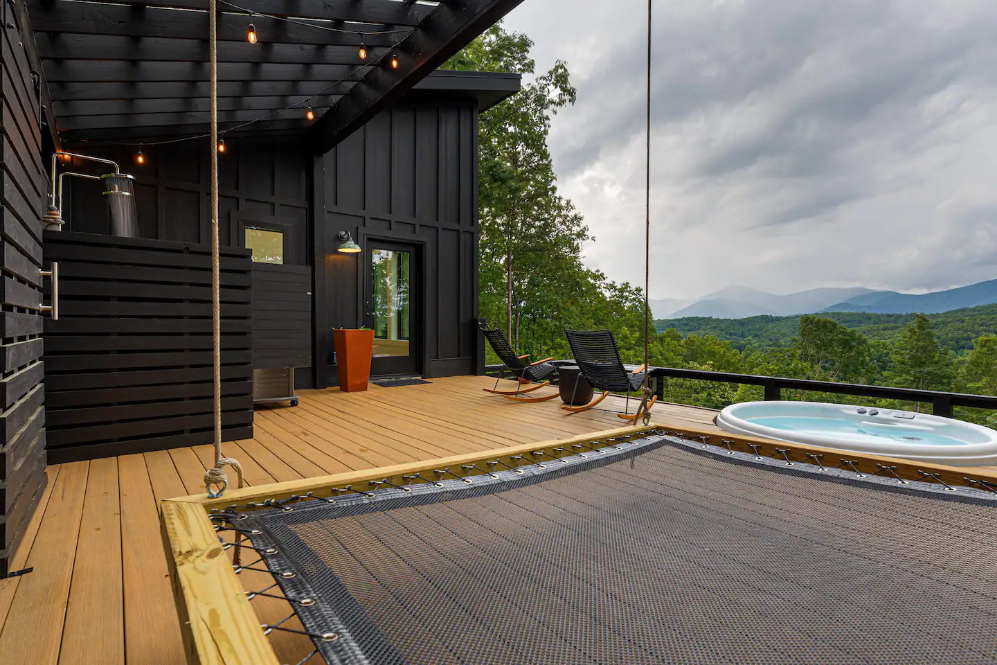 terrasse avec pergola bois petite maison loft
