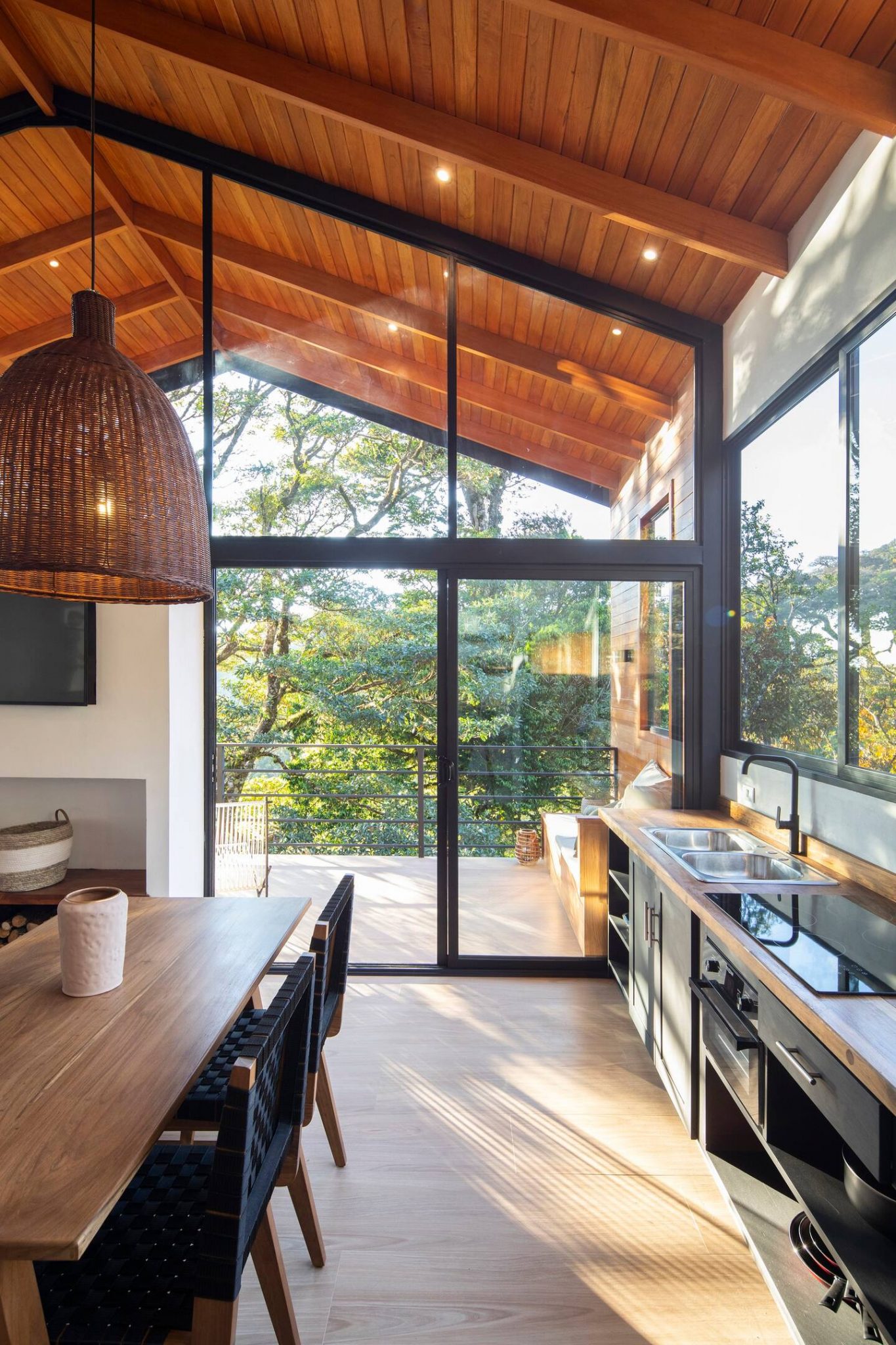 cuisine maison contemporaine en bois de 90m2