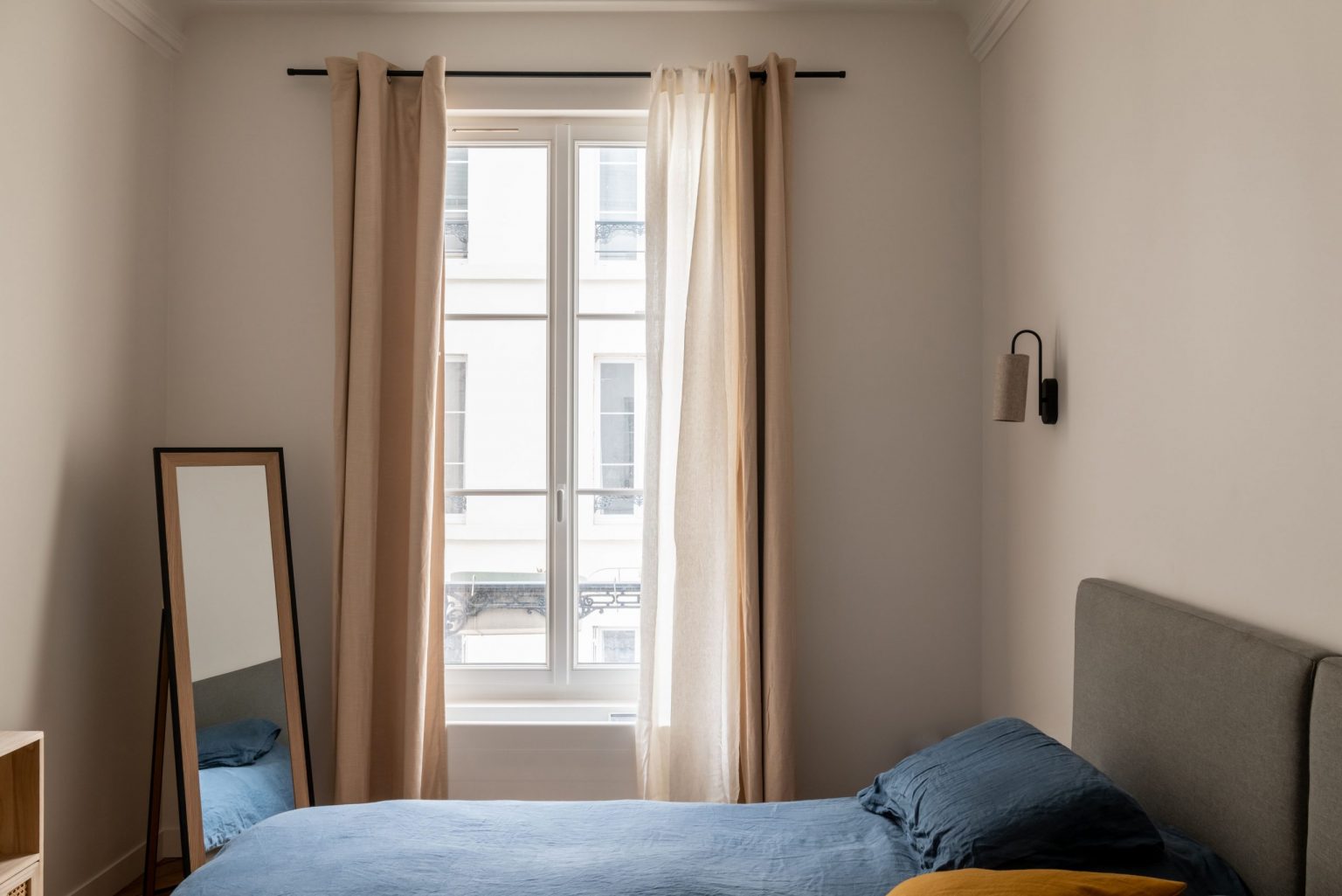 chambre appartement Paris photo ©Agathe Tissier