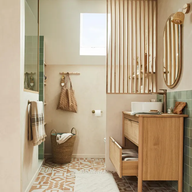 salle de bain nature pour chambre sous combles décoration bohème