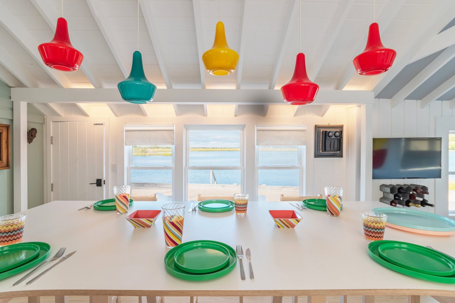 salle à manger cottage décoration colorée