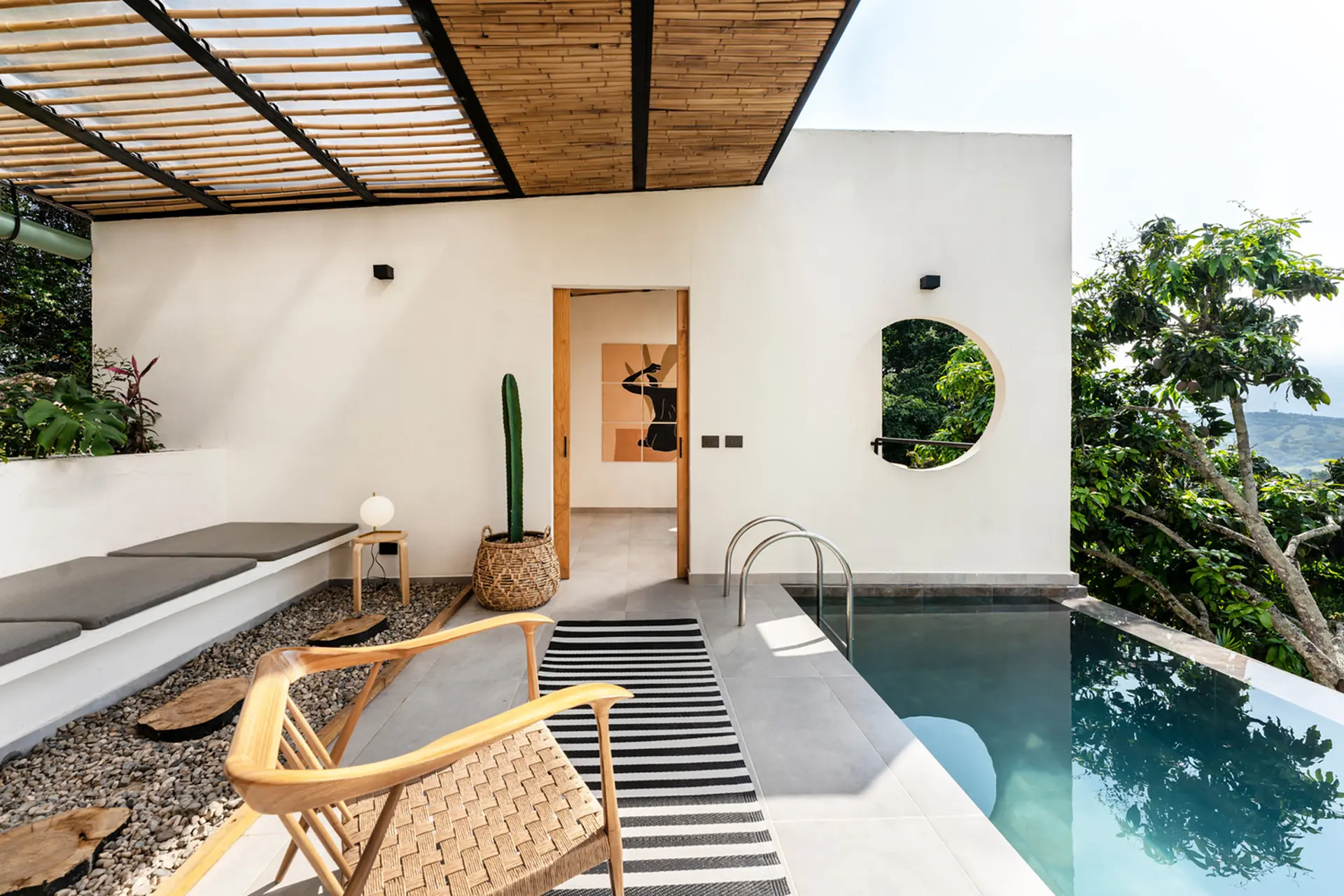 terrasse avec piscine maison moderne 100m2