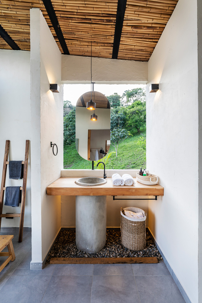 salle de bain design béton et bois
