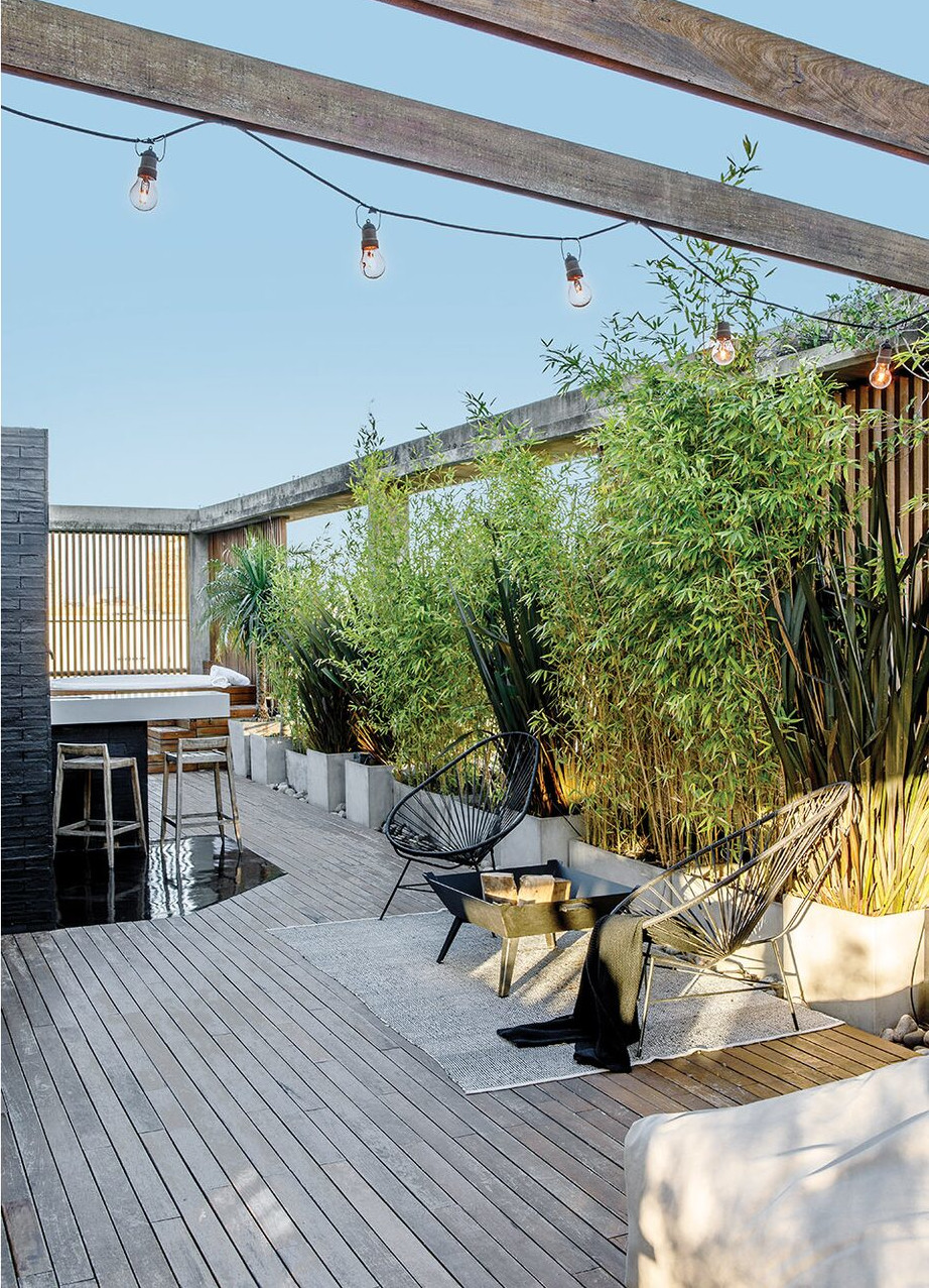 terrasse avec pergola bois appartement rénové design et lumineux
