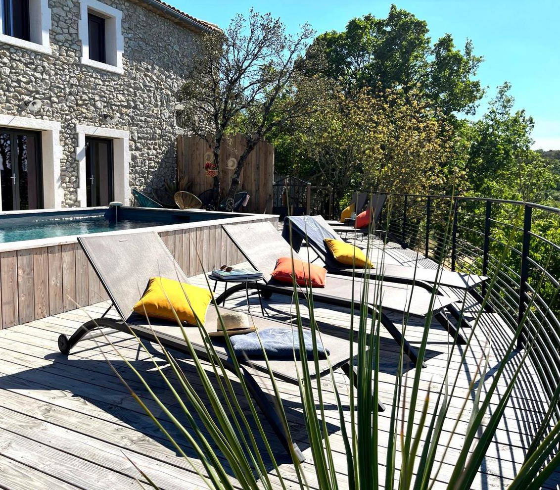 maison en pierres Gard La Valcroze avec piscine