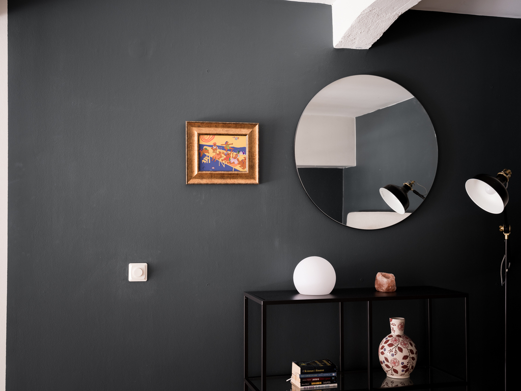 chambre mur noir décoration design