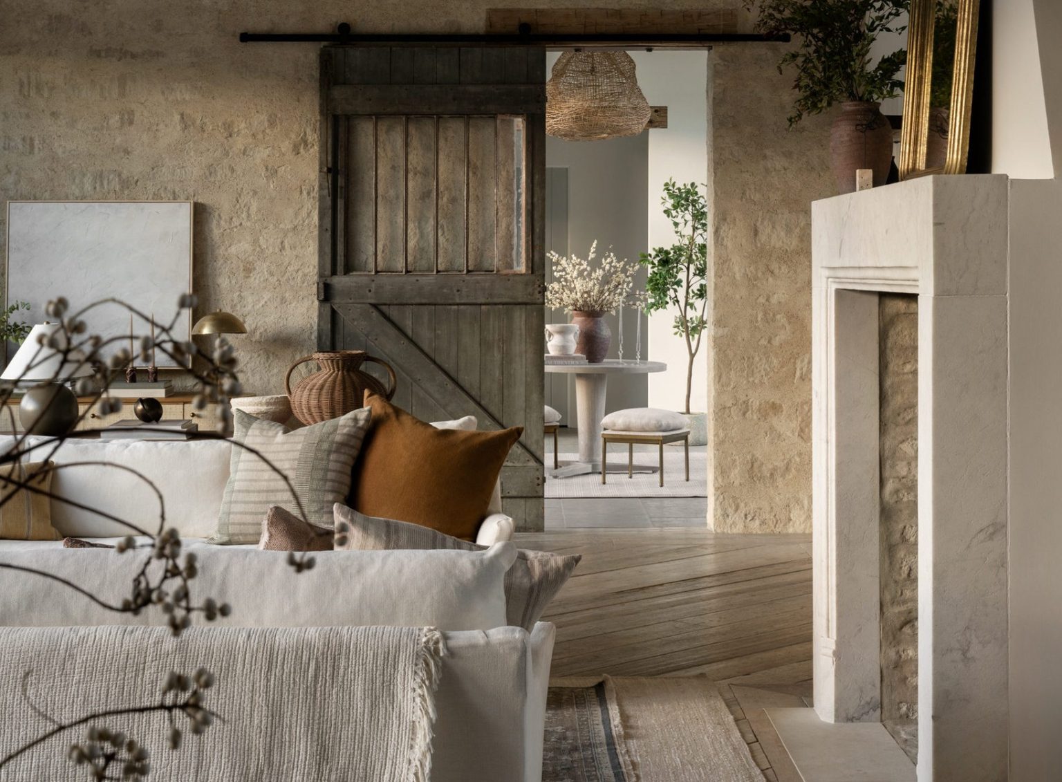 Summer catalogue de Studio McGee pour inspirer nos maisons