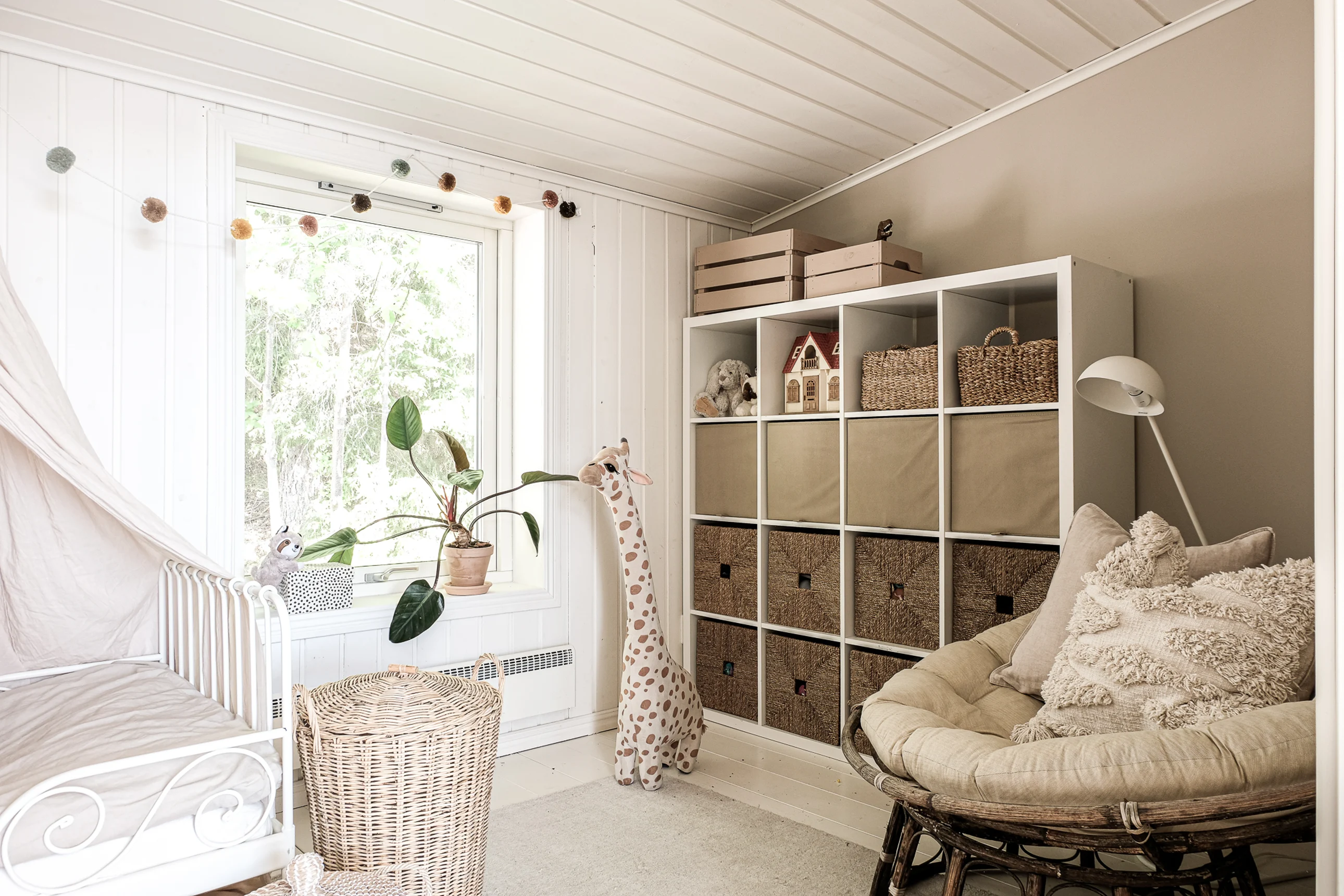 chambre enfant maison en bois décoration scandinave