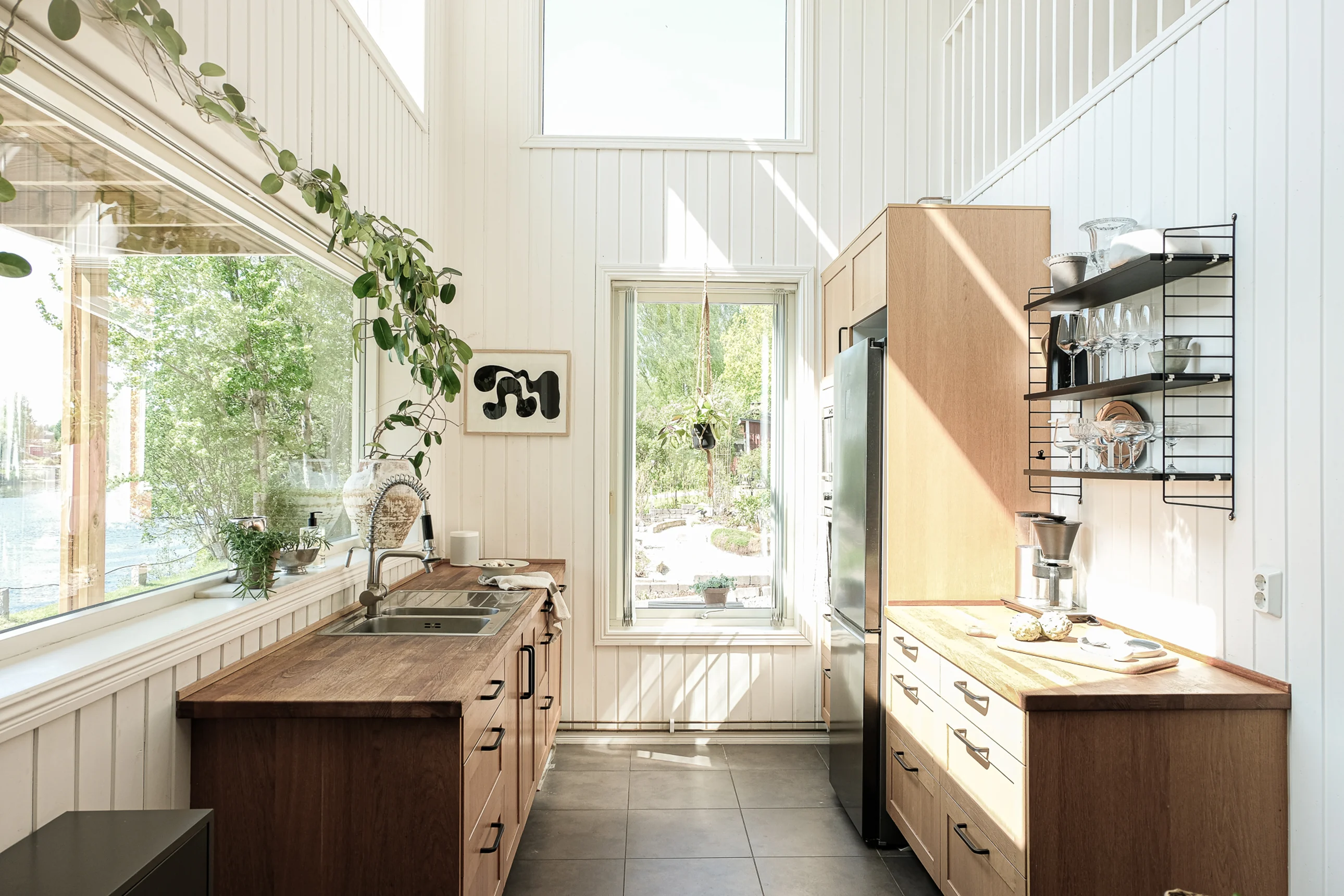 cuisine double hauteur maison en bois décoration scandinave