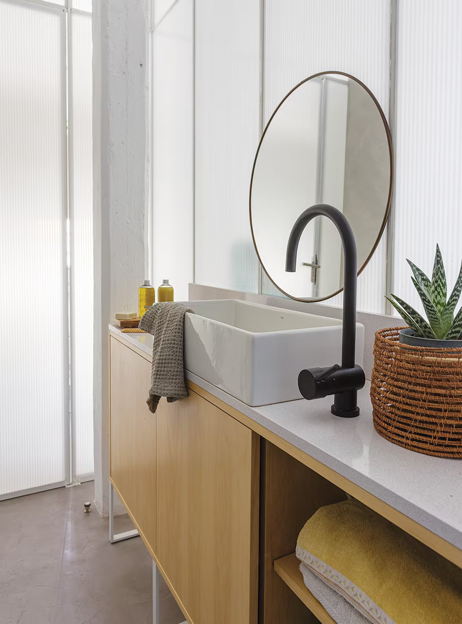 salle de bain design verrière polycarbonate