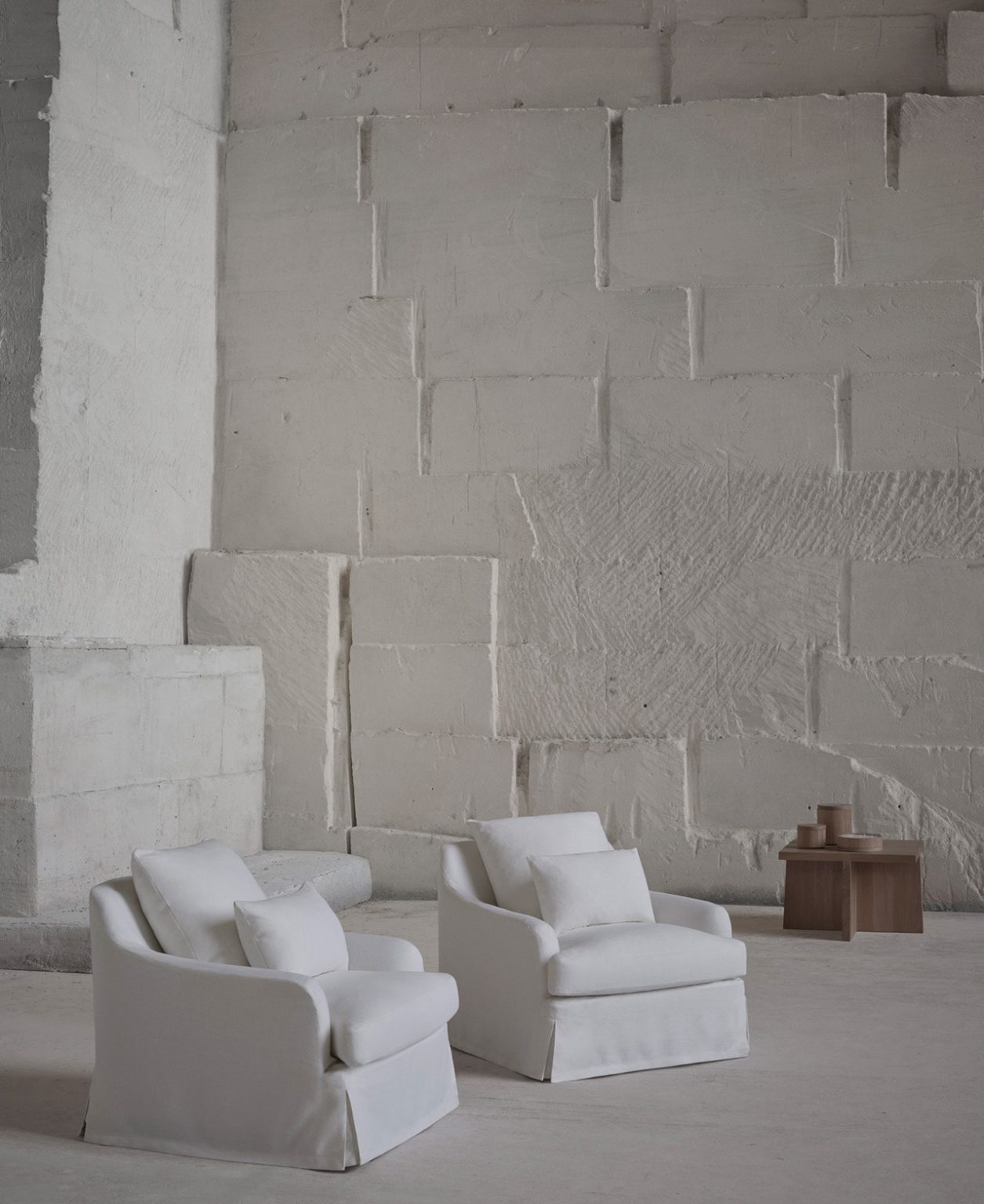 fauteuil blanc Zara Home collaboration Vincent Van Duysen