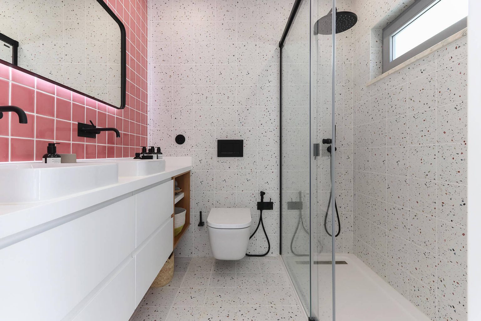 salle de bain design rose maison Portugal