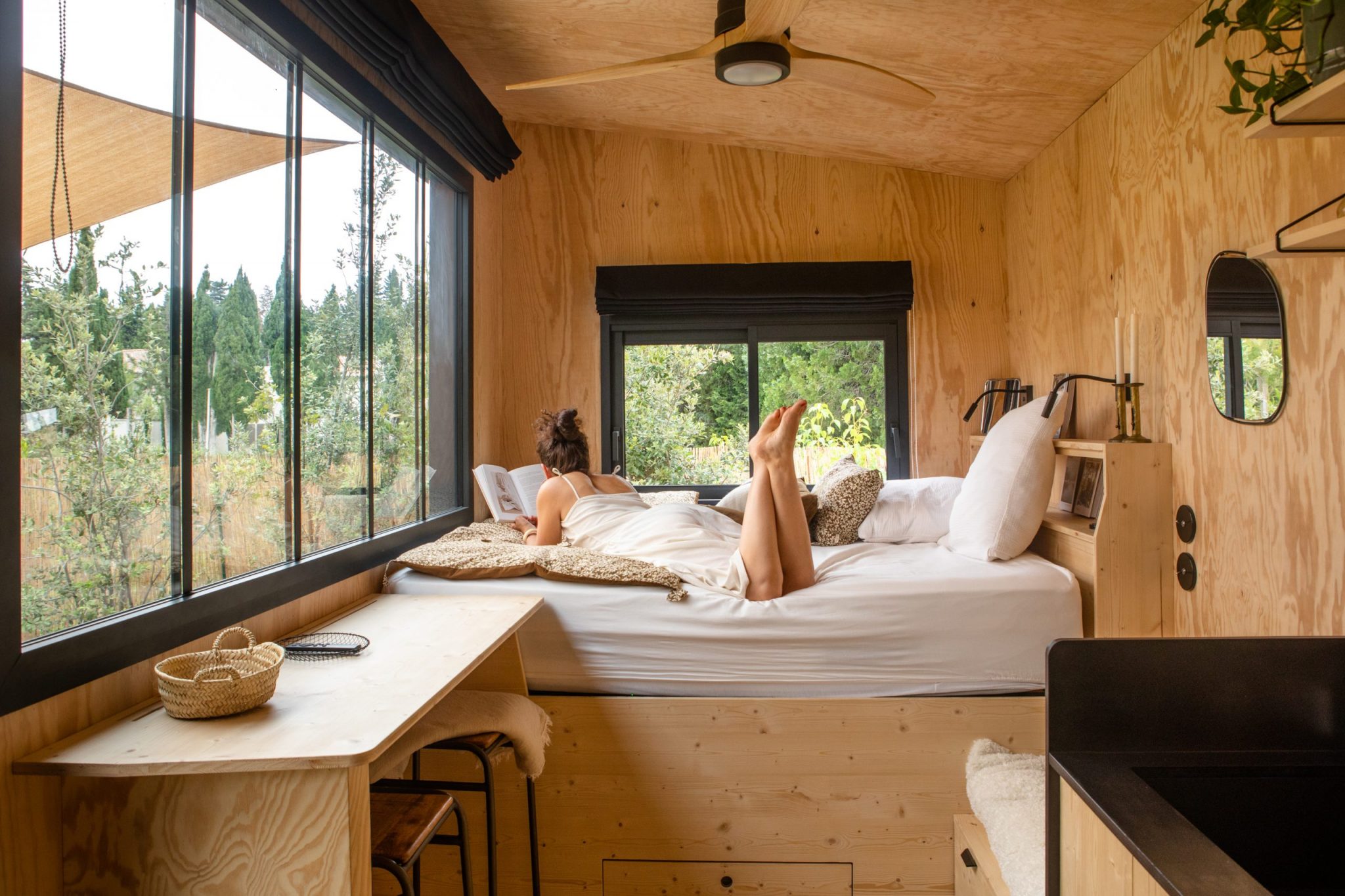 Une mini maison bois de 15m2 au Mas des Écoliers en Provence