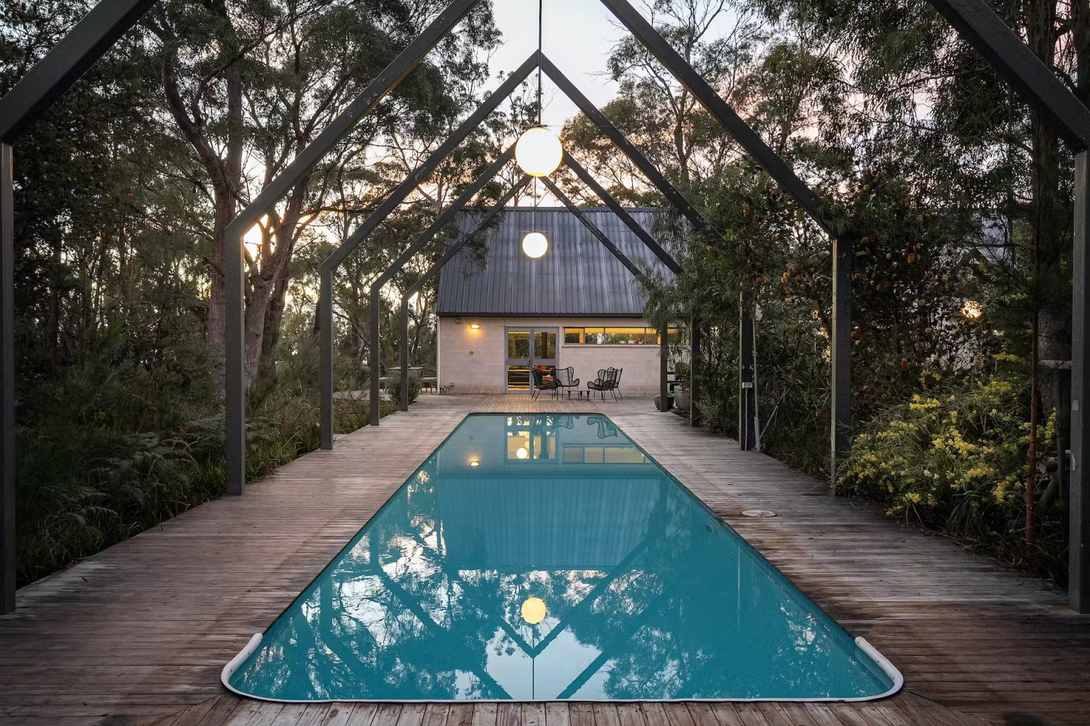 piscine avec pool house