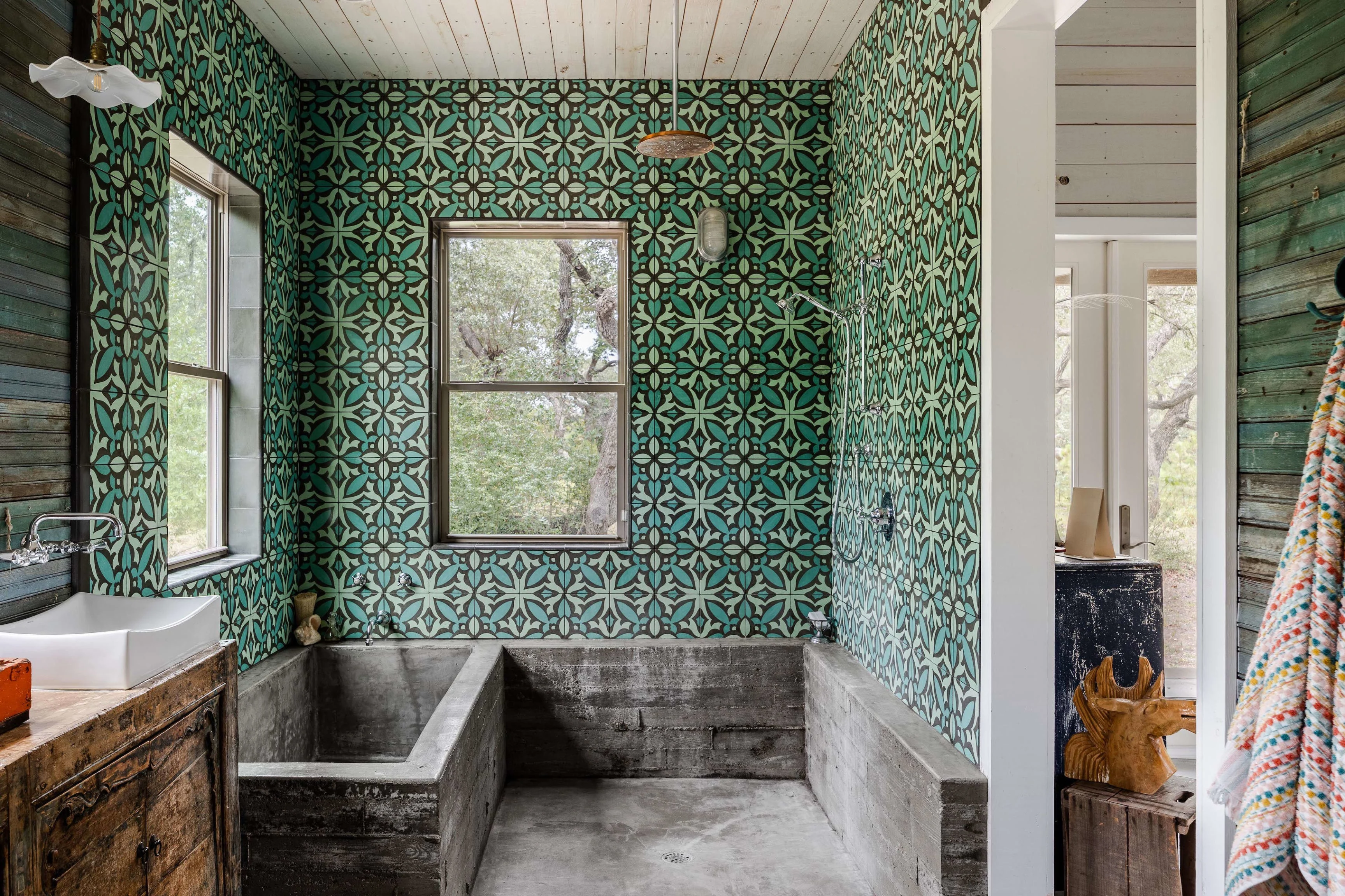 salle de bain carrelage vert carreaux de ciment