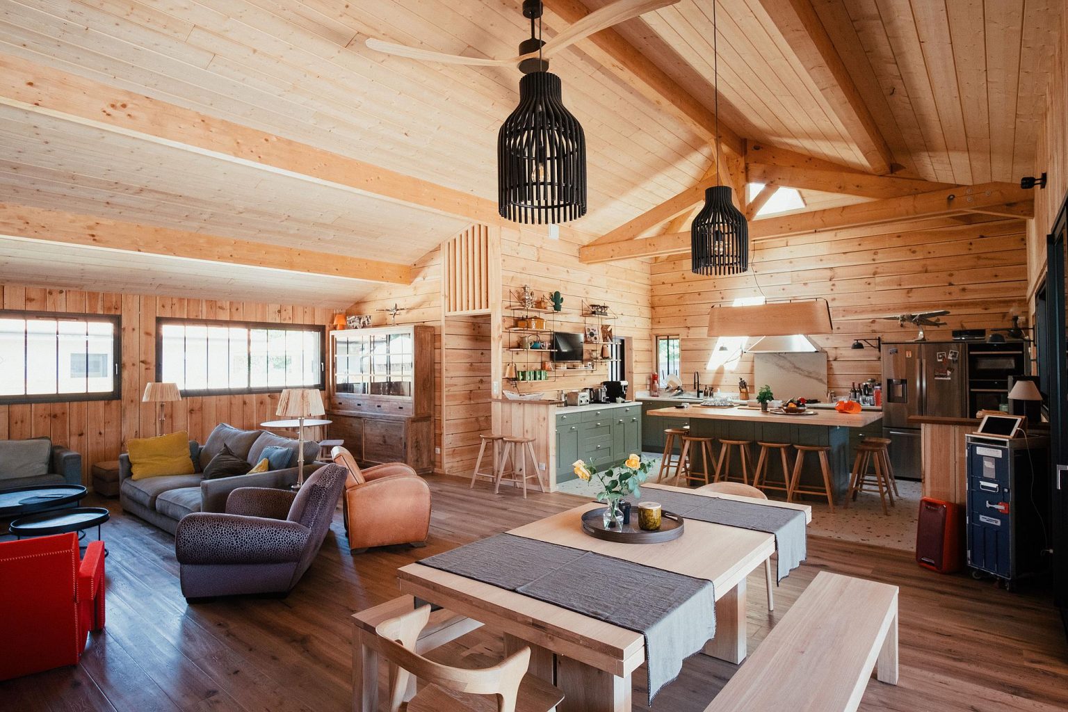 salon maison en bois avec piscine Villa Canau