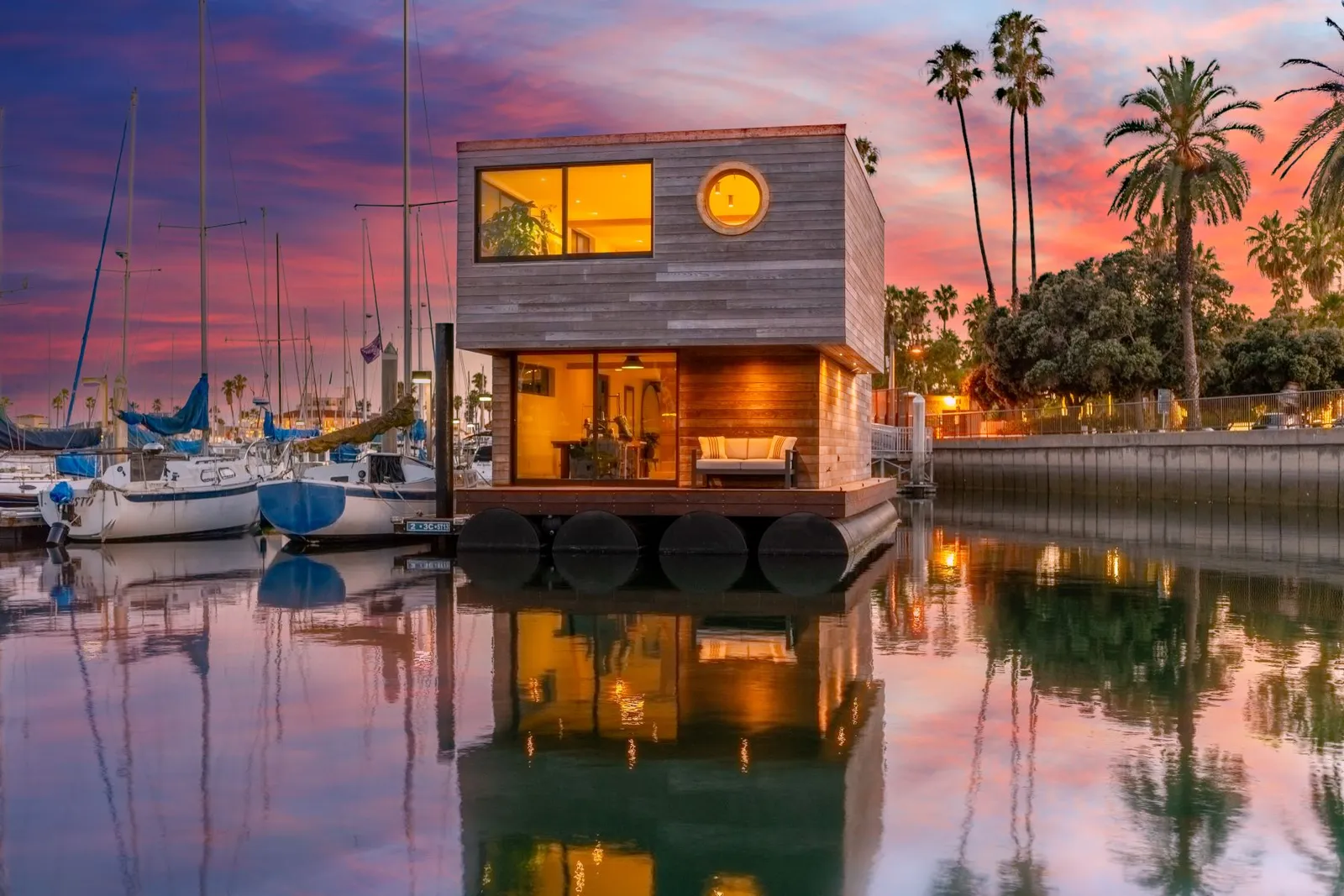 houseboat maison sur l'eau