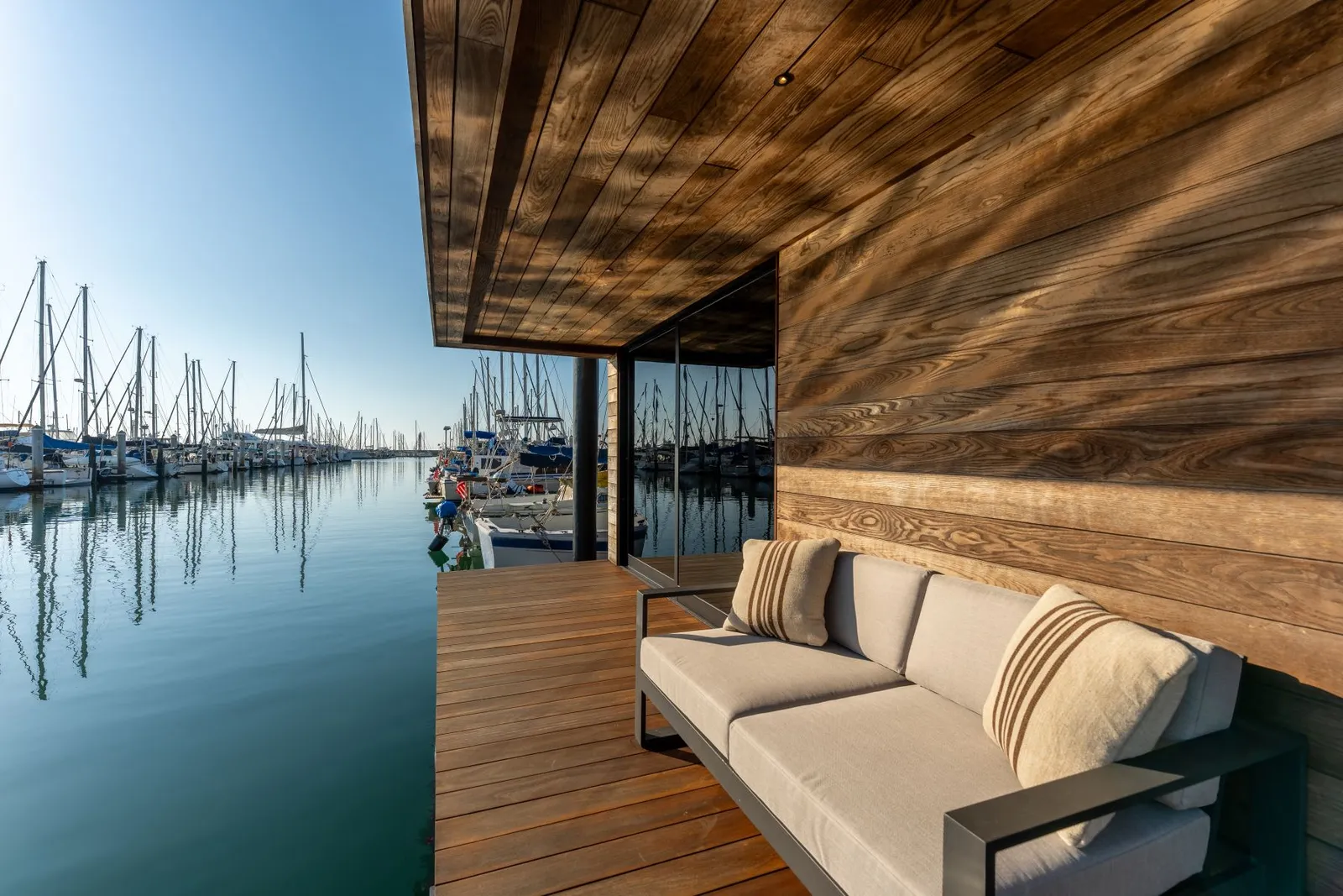 terrasse houseboat maison sur l'eau