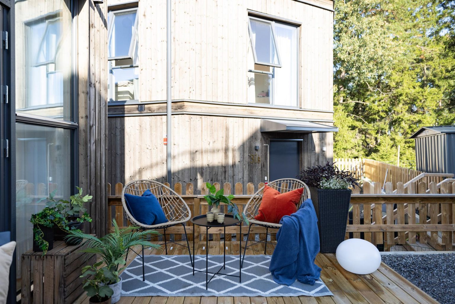 terrasse en bois mini maison 25m2