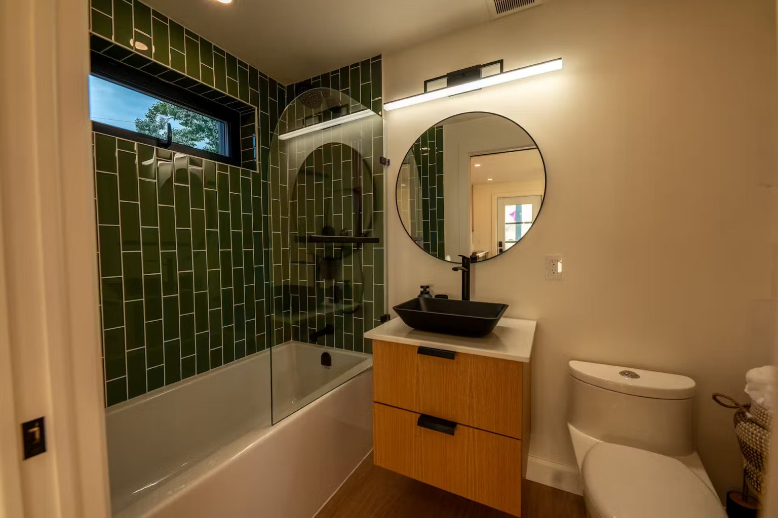 salle de bain design maison préfabriquée en bois