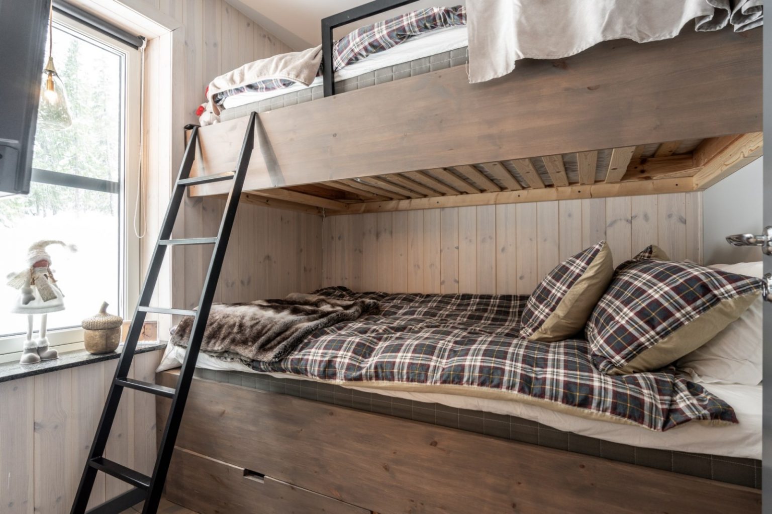 chambre lits superposés bois brut appartement montagne