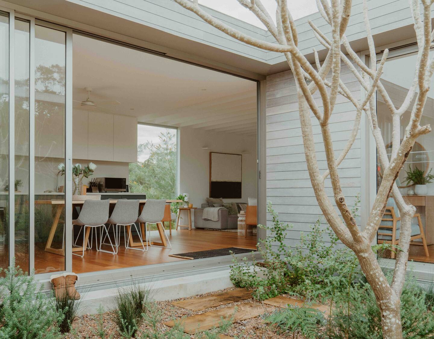 A prefabricated off-grid tree house