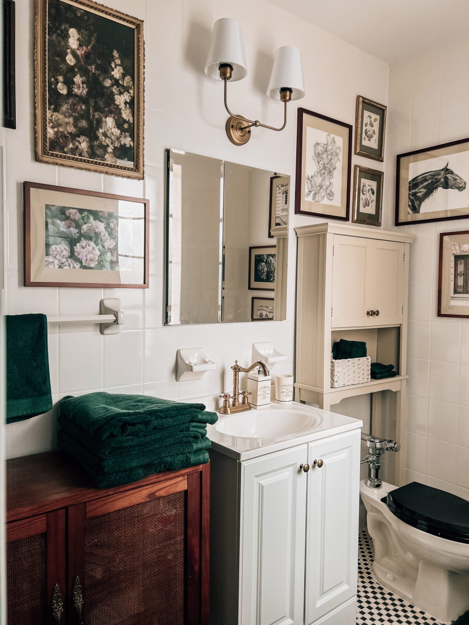 salle de bain vintage décoration classique chic