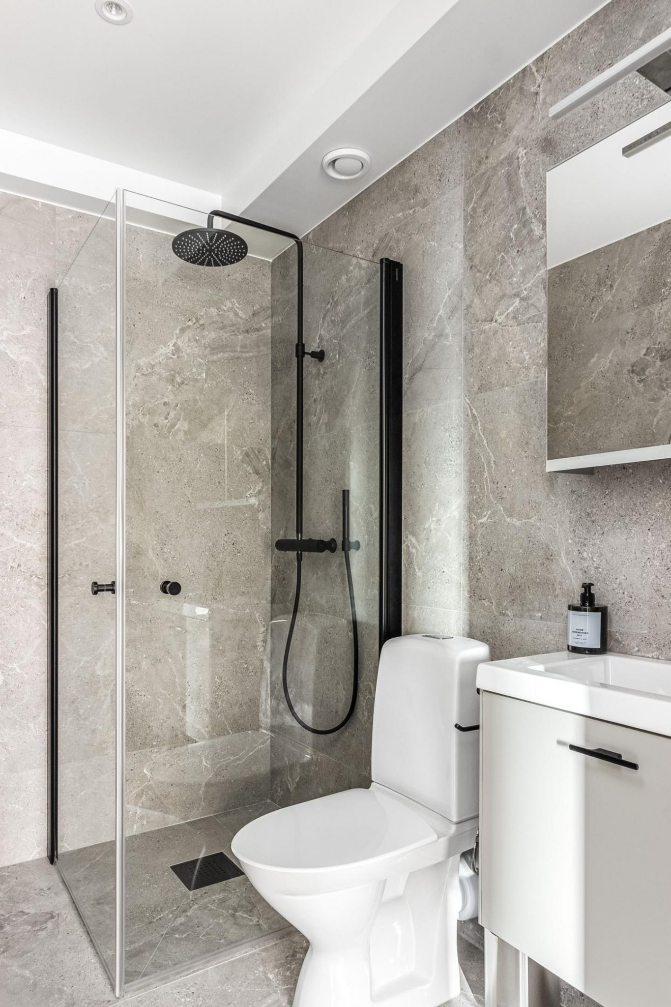 salle de bain design marbre gris