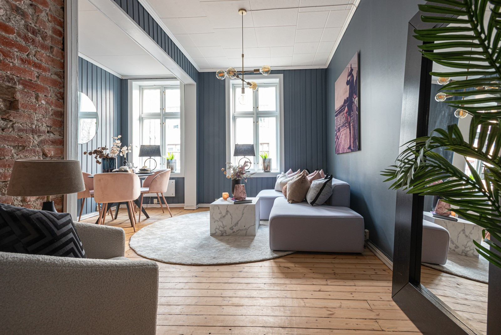salon mur bleu appartement 45m2 décoration scandinave