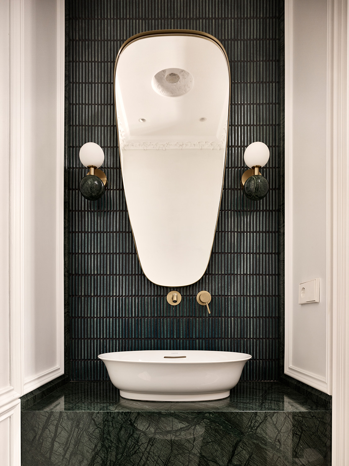salle de bain carrelage japonais vert décoration contemporaine