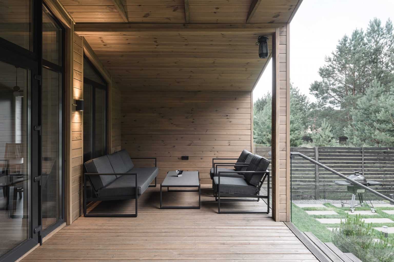 porche maison en bois préfabriquée Scandi 4 Compact Housing