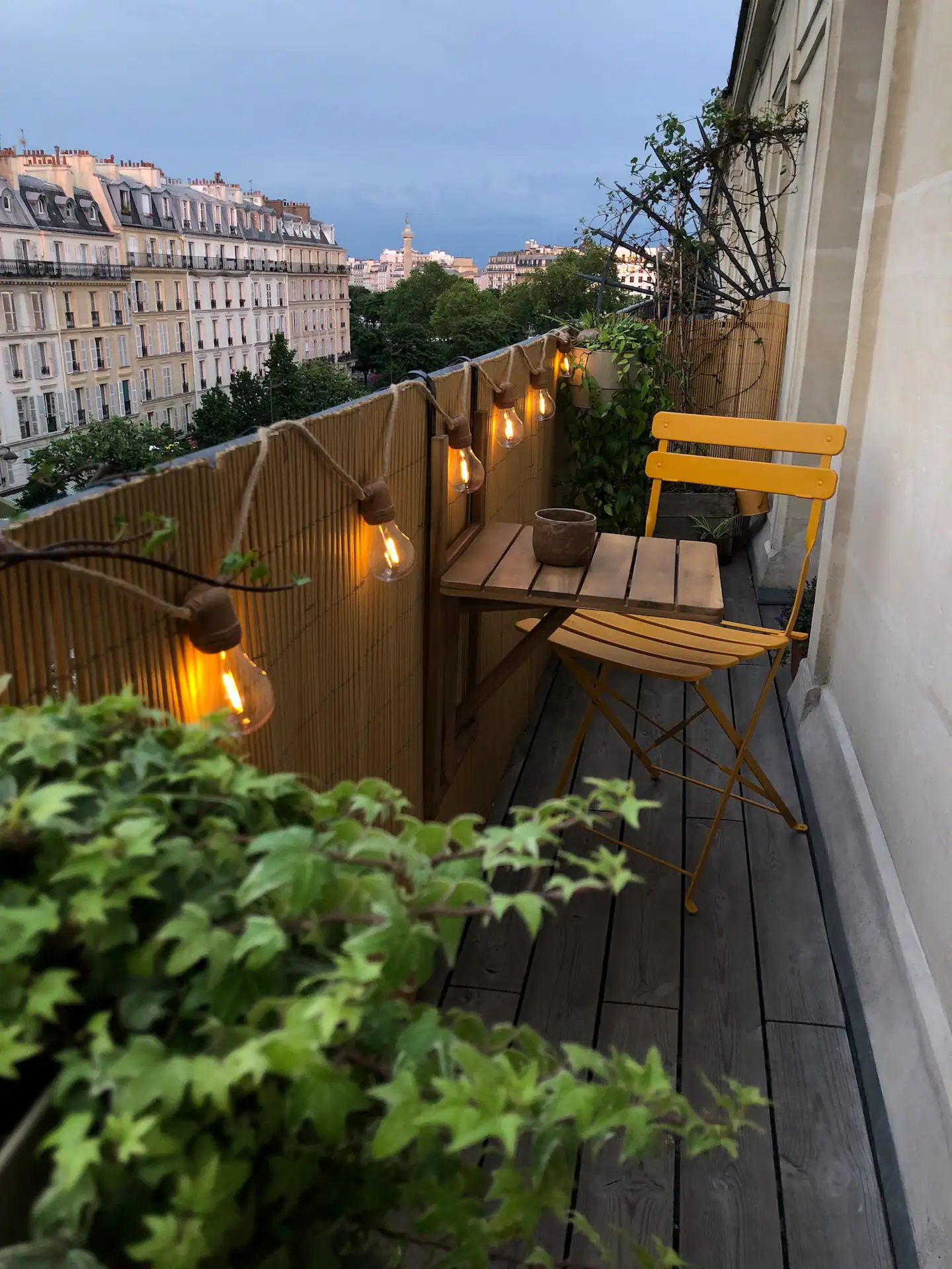 balcon appartement 45m2 Paris à louer Airbnb par Heju